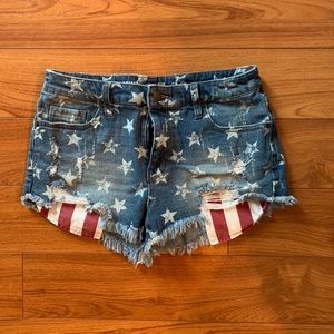 Star shorts